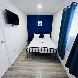 Otel The Bank, Barking (Greater London)