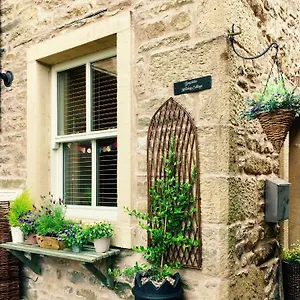https://dugdales-cottage.yorkshirehotels.net